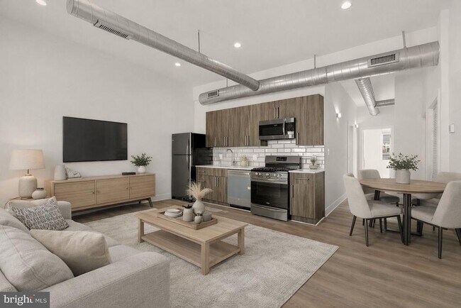 Building Photo - 1605 F St NE