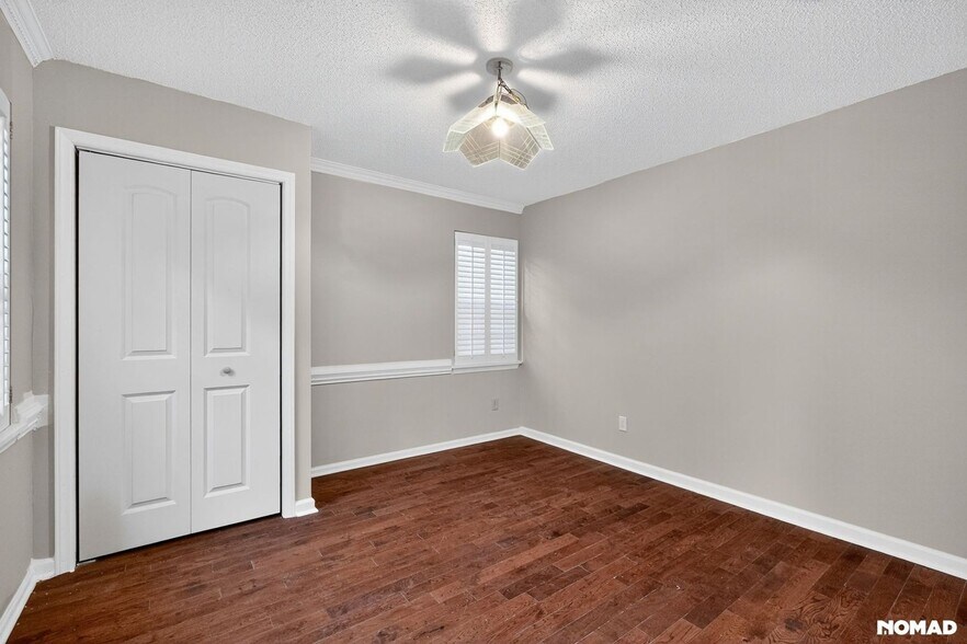 Building Photo - 9915 Lottie Ln