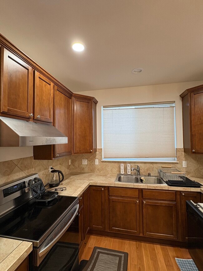 Building Photo - 1234 51st St NE