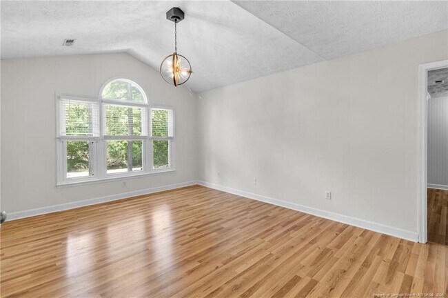Building Photo - 3412 Cedar Hill Dr