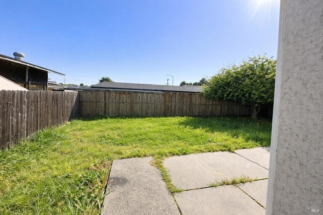 Building Photo - 5122 Potrero Ave