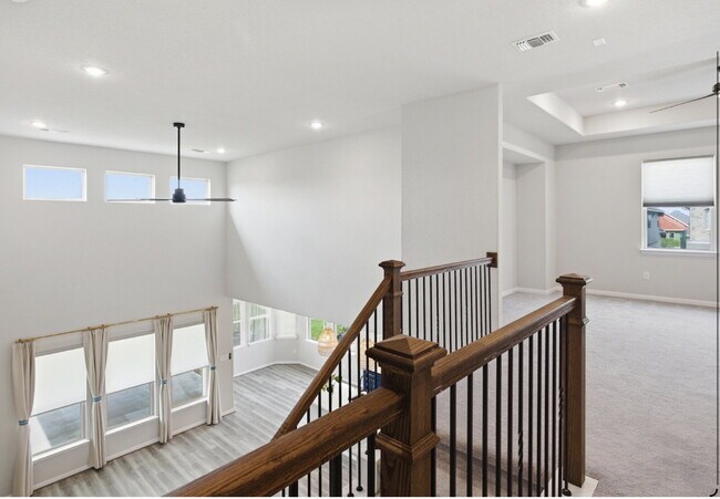 Building Photo - 10051 Mulhouse Dr