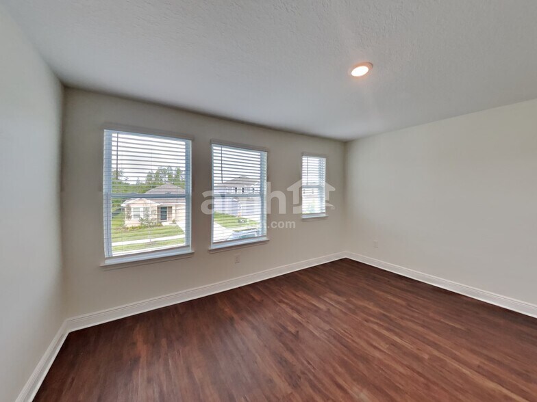 Building Photo - 20371 Calla Lily Dr