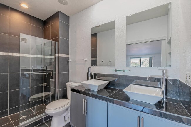 Building Photo - 7931 E San Miguel Ave