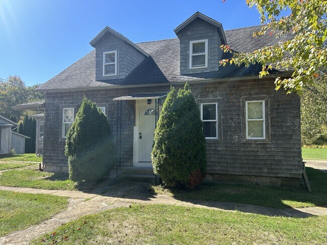 Primary Photo - 36 Church Ln