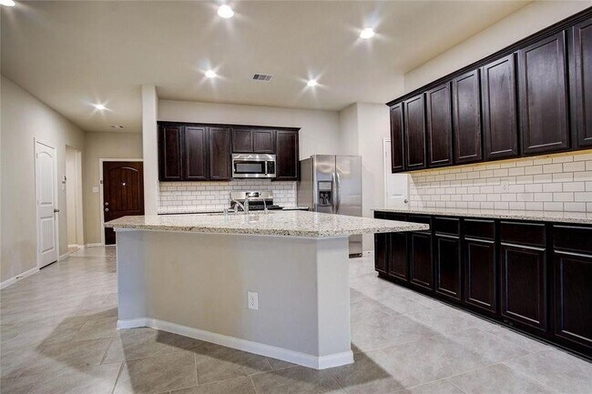 Building Photo - 29330 Jarvis Bay Pass