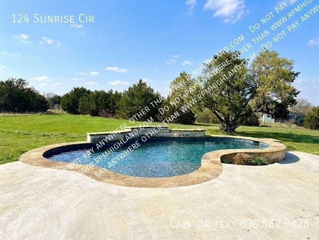 Building Photo - 124 Sunrise Cir