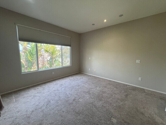 Building Photo - Available for Rent NOW Home in Encinitas!