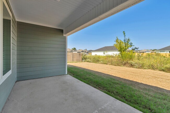 Building Photo - Brand-New 3 Bedroom Home in Prairie Grove!...