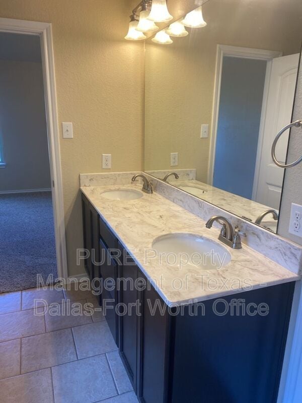 Building Photo - 7320 Mistletoe Trail