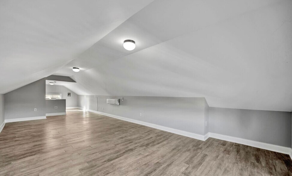 Building Photo - 1381 Old Oxford Rd