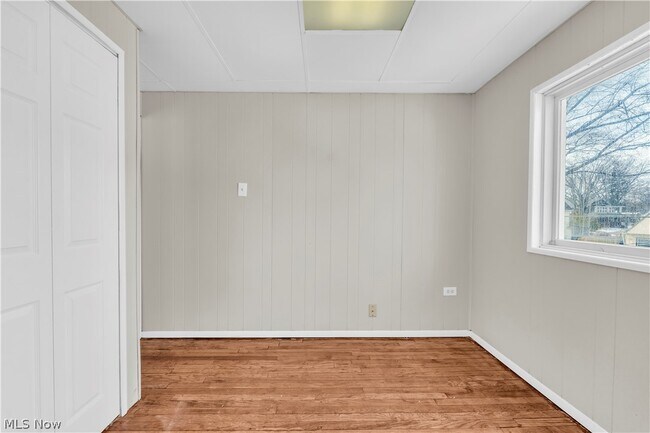 Building Photo - 3519 W 100th St