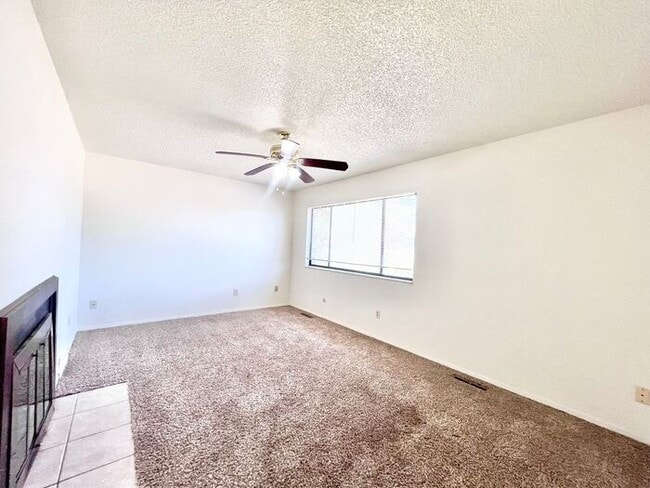 Building Photo - 3 Bedroom Home in SW Loveland!