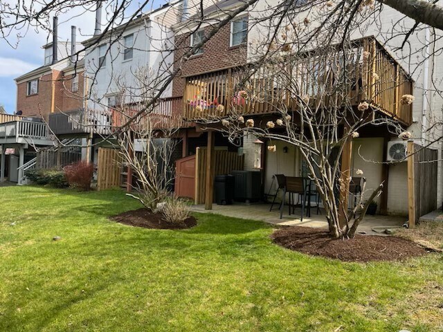 Building Photo - 10 Lovett Ct