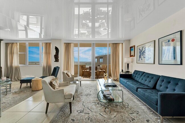 Building Photo - 3180 S Ocean Dr