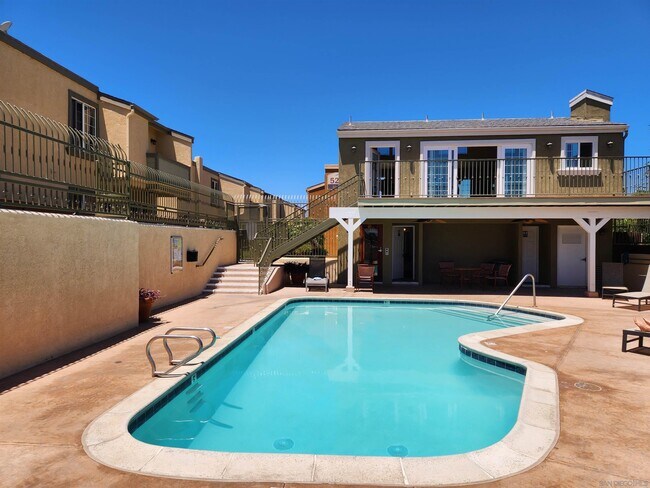Building Photo - 5252 Balboa Arms Dr