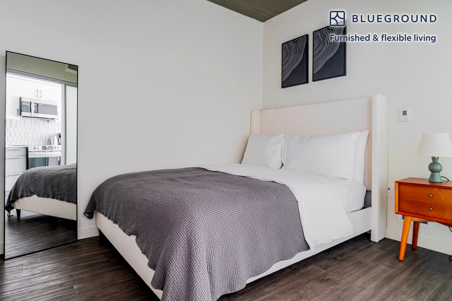 Building Photo - 10050 NE 10th St