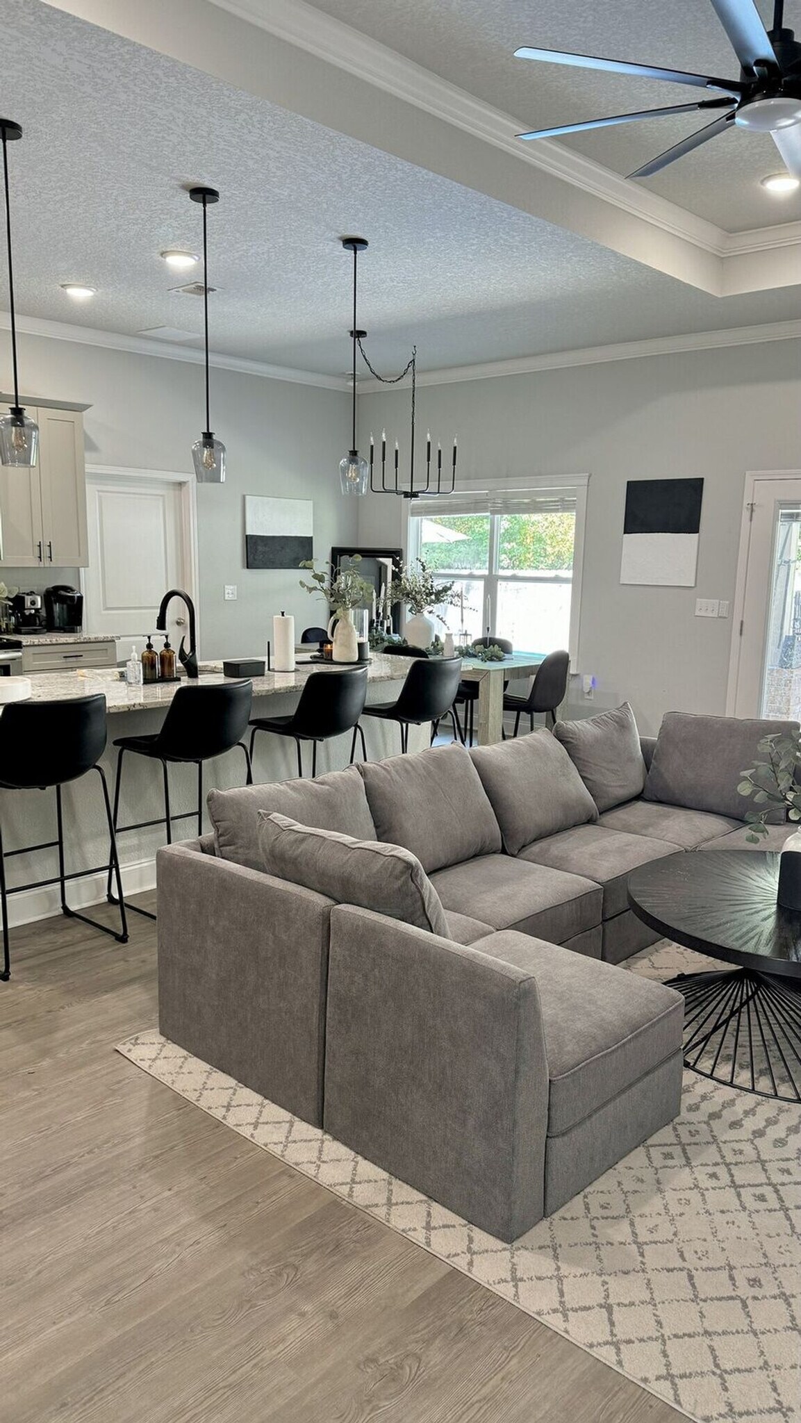 Building Photo - 2064 Constitution Dr