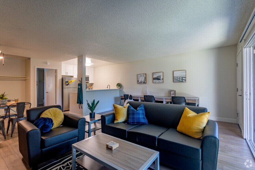 1BR,1BA - 657SF - The Hilltop