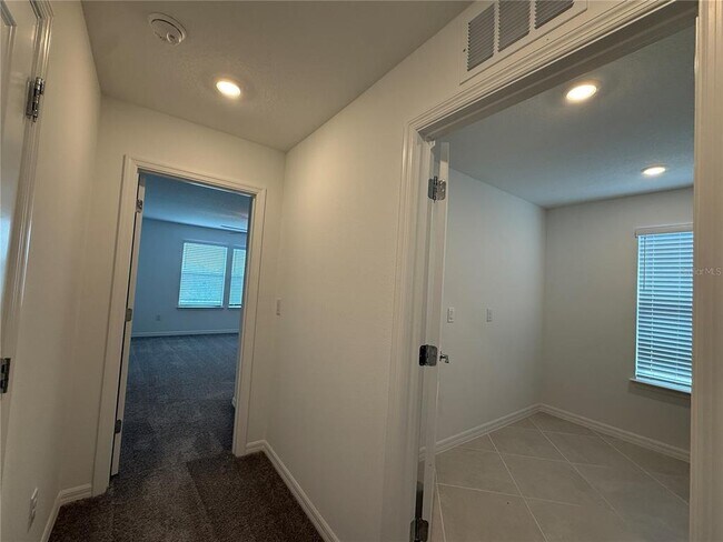 Building Photo - 3595 Ivy Spgs Ln