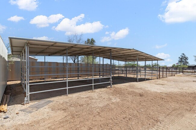 Building Photo - 37408 N 20th St