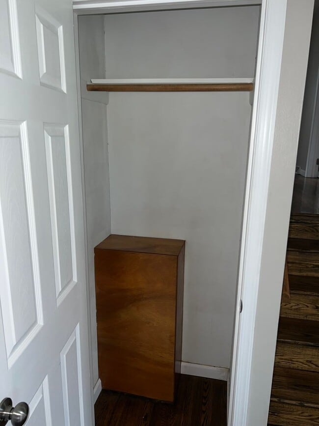 Building Photo - 3 Bed / 1 Bath Single-Family Home – Richland School District