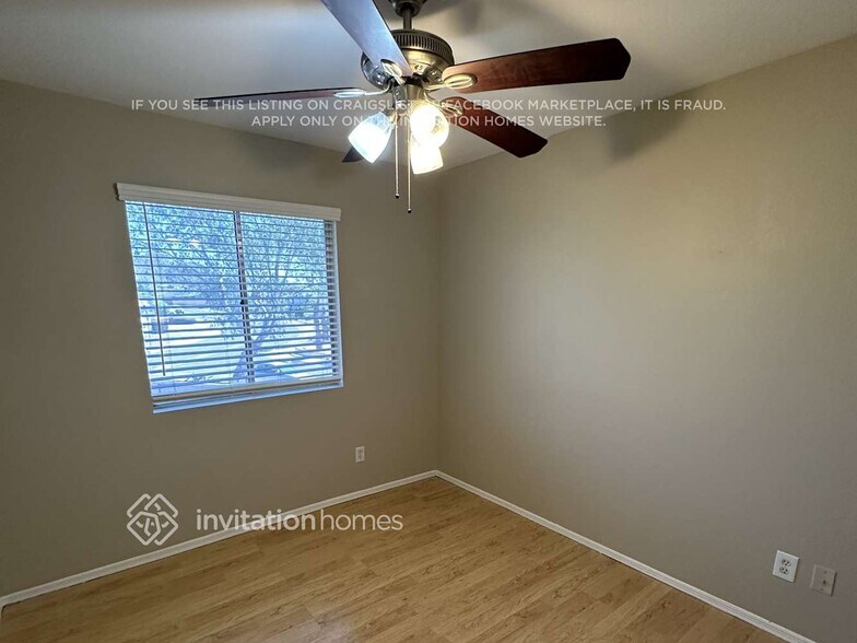 Building Photo - 1014 E Marco Polo Rd