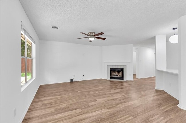Building Photo - 20820 Jumpers Delight Ln