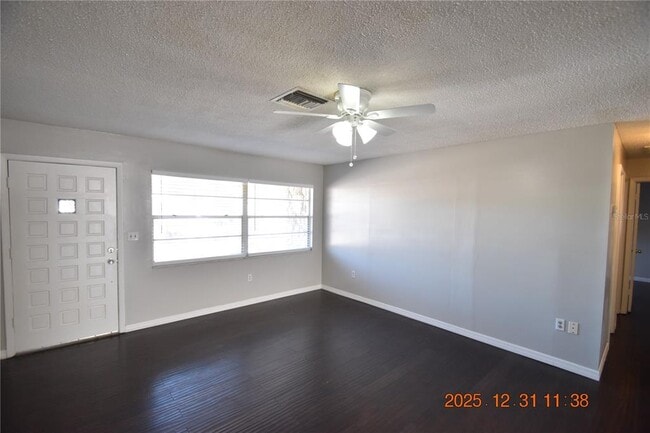 Building Photo - 1134 SE 2nd St