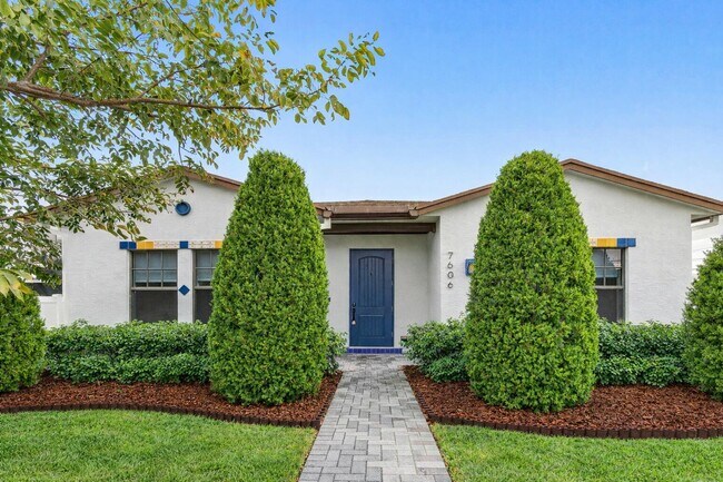 Building Photo - 7606 S Olive Ave