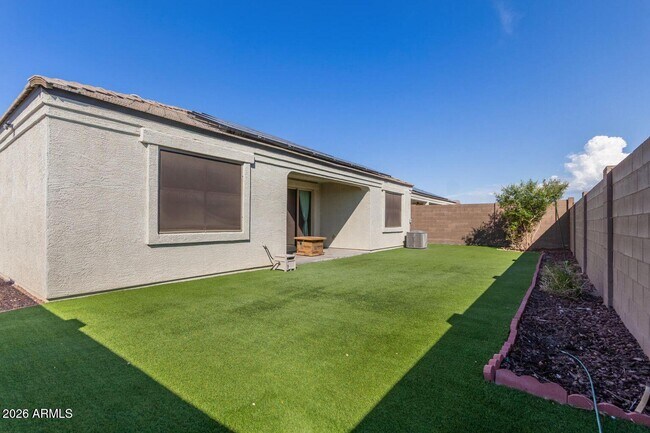 Building Photo - 29539 W Whitton Ave