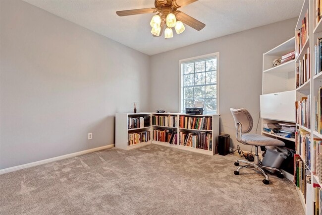 Building Photo - 8006 Pine Cup Dr