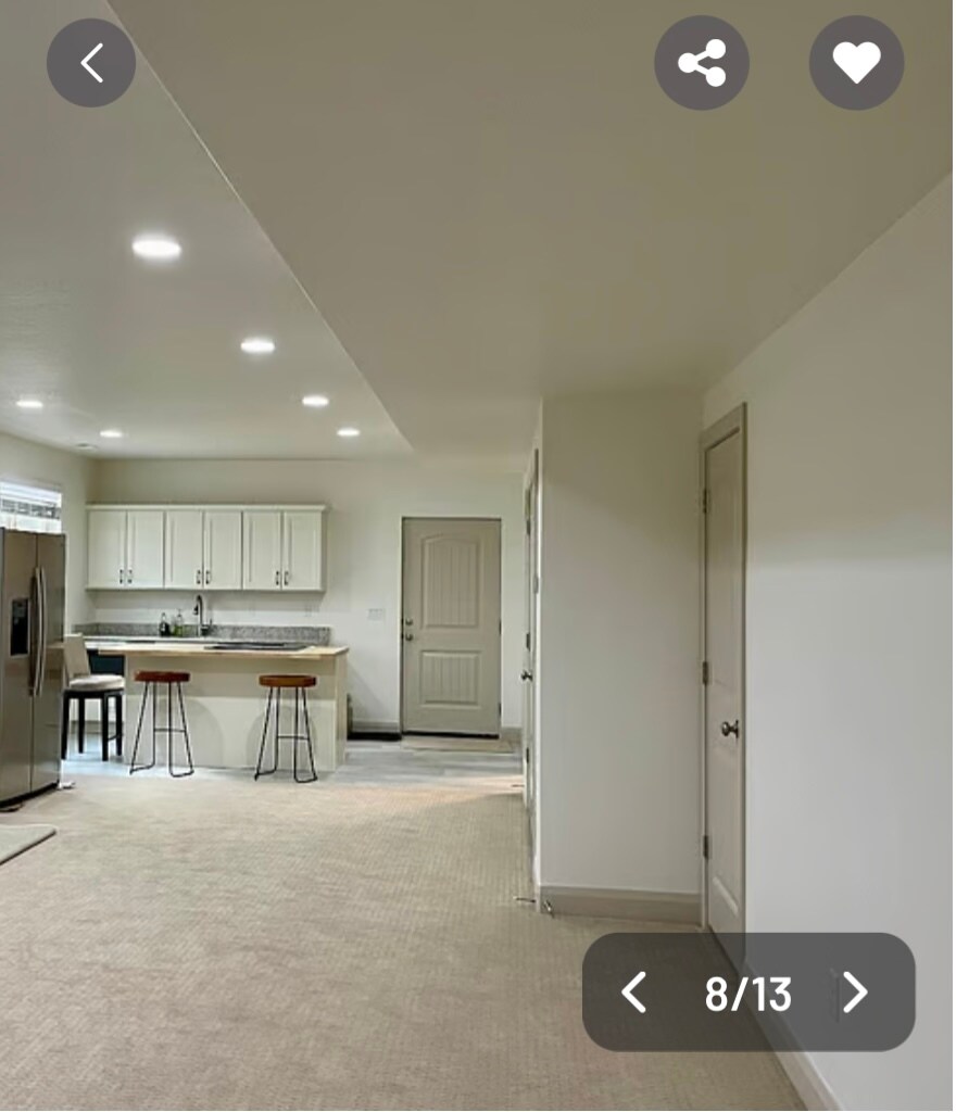 Building Photo - 814 N 1490 E