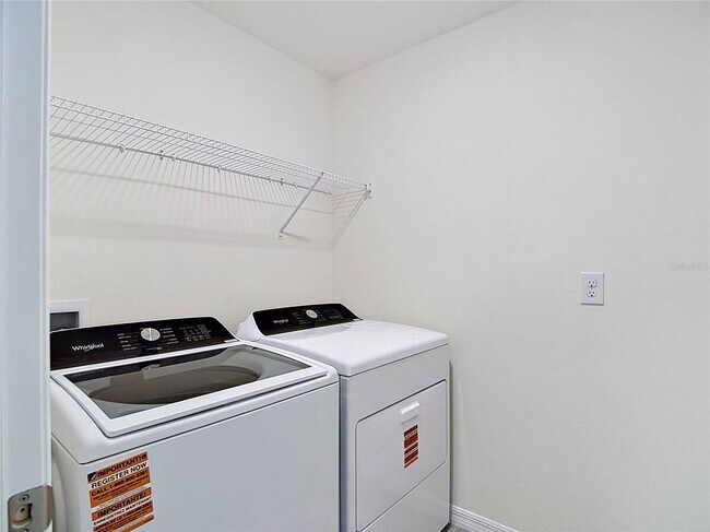 Building Photo - 31115 Silver Stage Dr