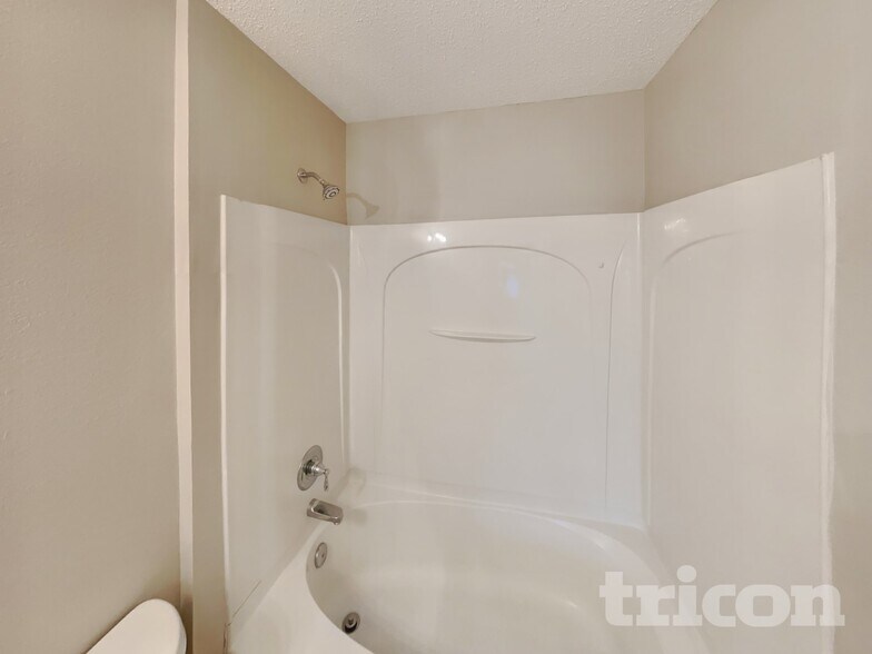 Building Photo - 1650 Coryton Way