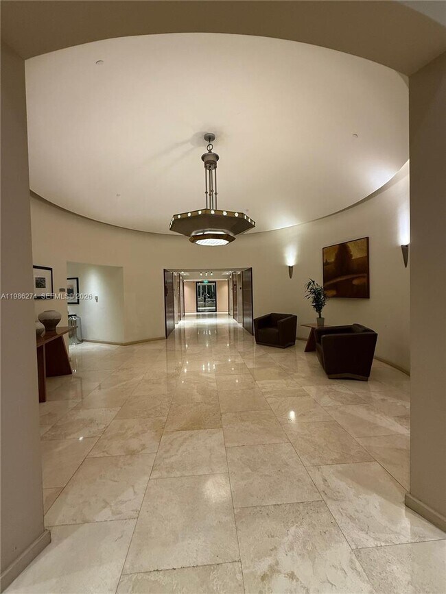 Building Photo - 2475 Brickell Ave