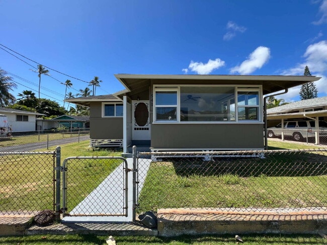 Building Photo - Charming 3-Bedroom Home in Kailua