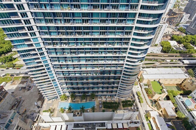 Building Photo - 1300 S Miami Ave