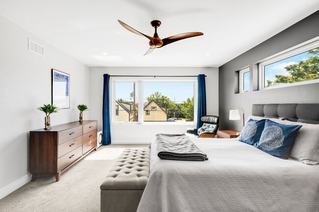 Building Photo - Luxury 4BD, 5BA Duplex in LoHi with Covered Rooftop Deck