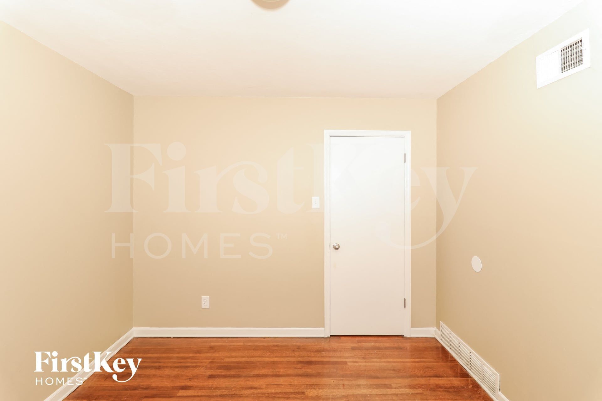 Building Photo - 2915 Falkirk Rd