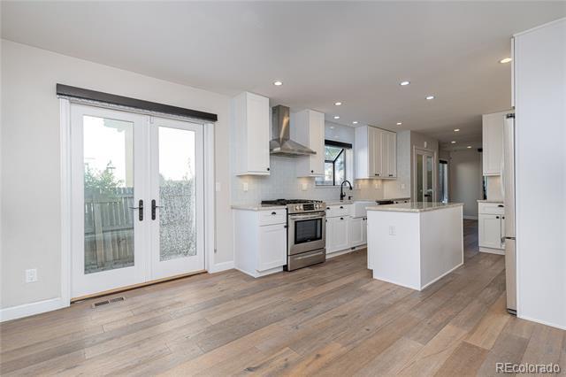 Building Photo - 541 Monroe St