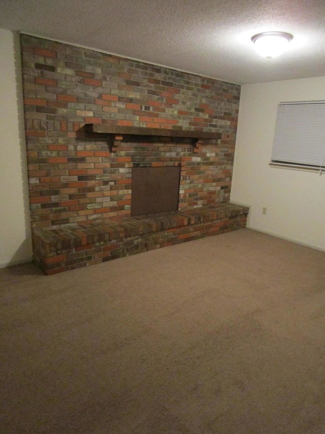 Building Photo - 4325 W Bethany Dr