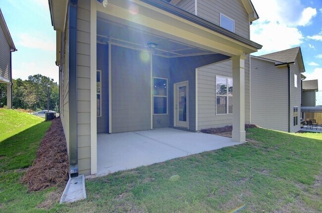 Building Photo - 7731 Silk Tree Pointe