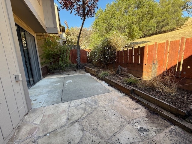 Building Photo - 21 Larkspur Ln