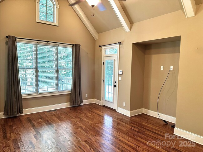 Building Photo - 4642 Gold Finch Drive