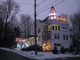 Building Photo - 29 Fairview Ave