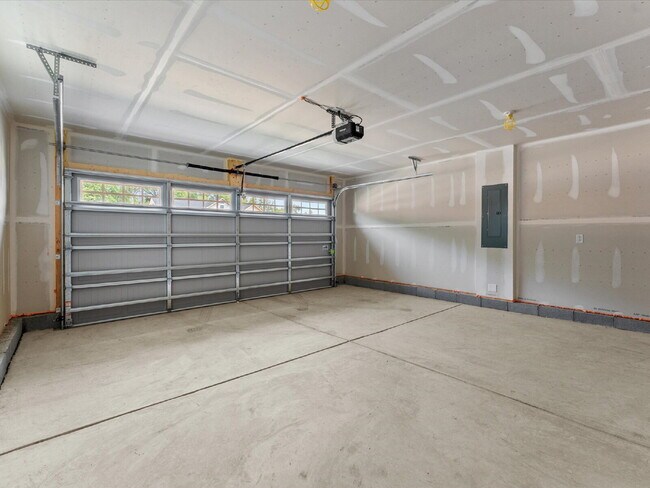 Building Photo - 16131 Wildflower Pl