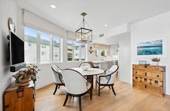 Building Photo - 6767 Neptune Pl