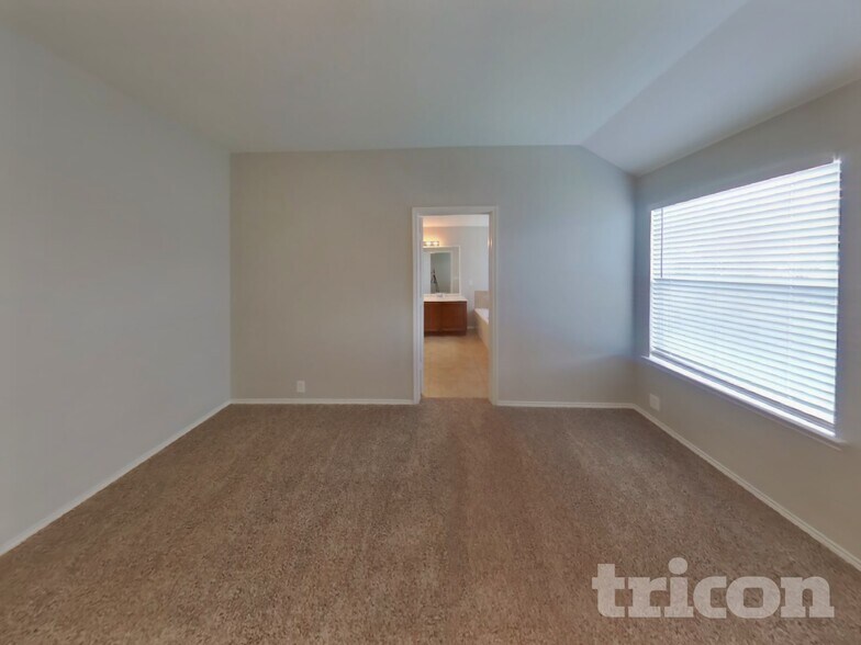 Building Photo - 120 Bison Meadow Dr