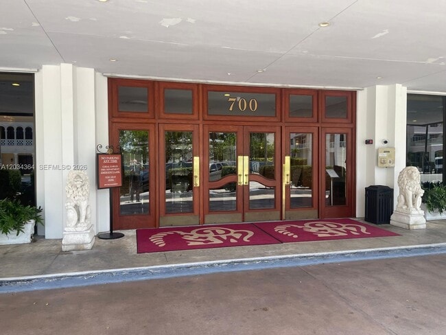 Building Photo - 700 Biltmore Way